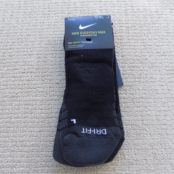 Nike Underwear & Socks Nwt Mens Nike Everyday Max Cushioned Low